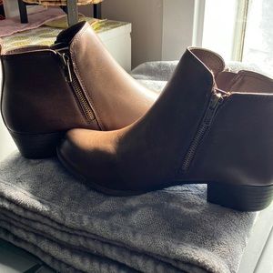 Dunes Women's Boots Brown Size 9.5 Dolly Ankle Boots Faux Leather Padded Insole